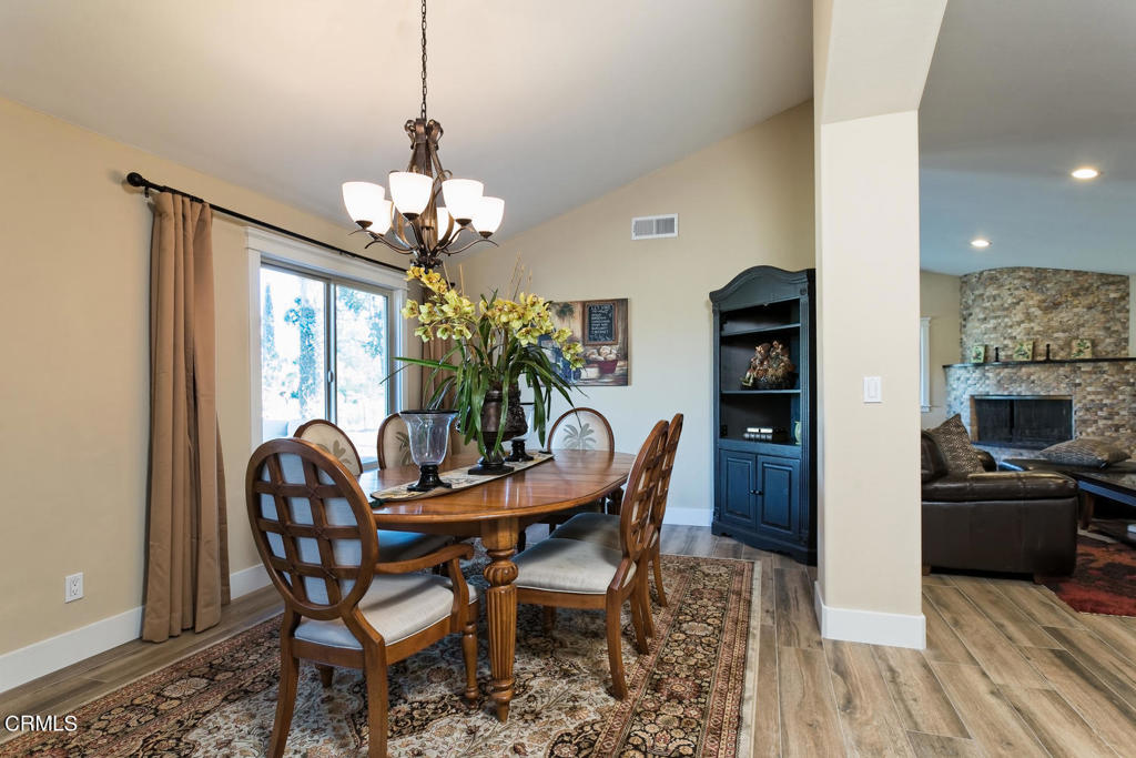 6161 E Los Angeles Avenue