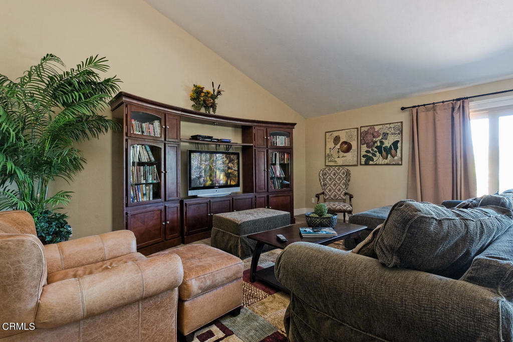 6161 E Los Angeles Avenue