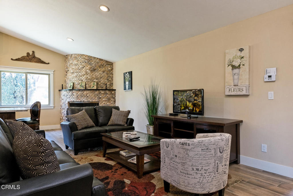 6161 E Los Angeles Avenue