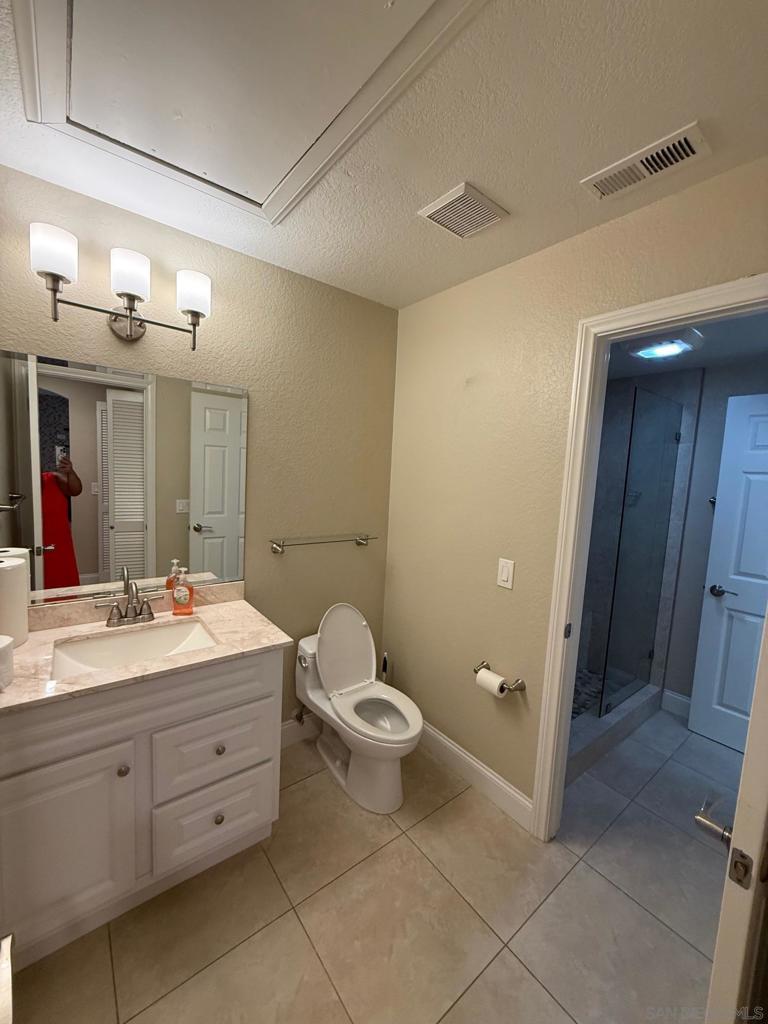 Vista - Residential Lease