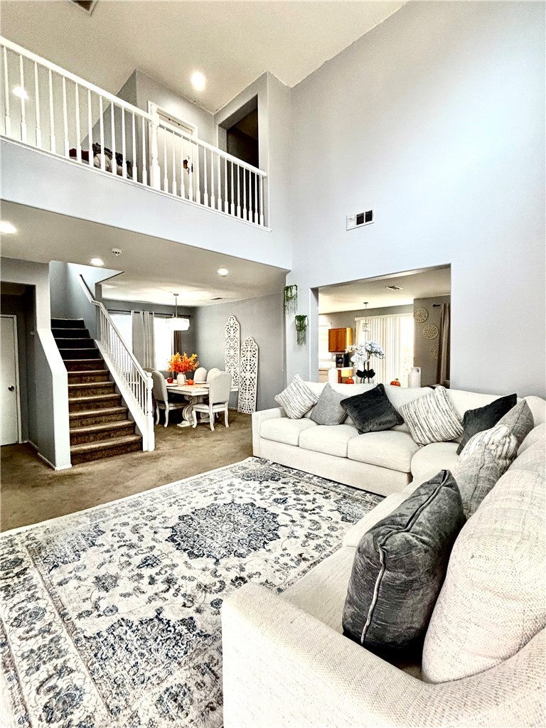 13731 Sunshine Terrace