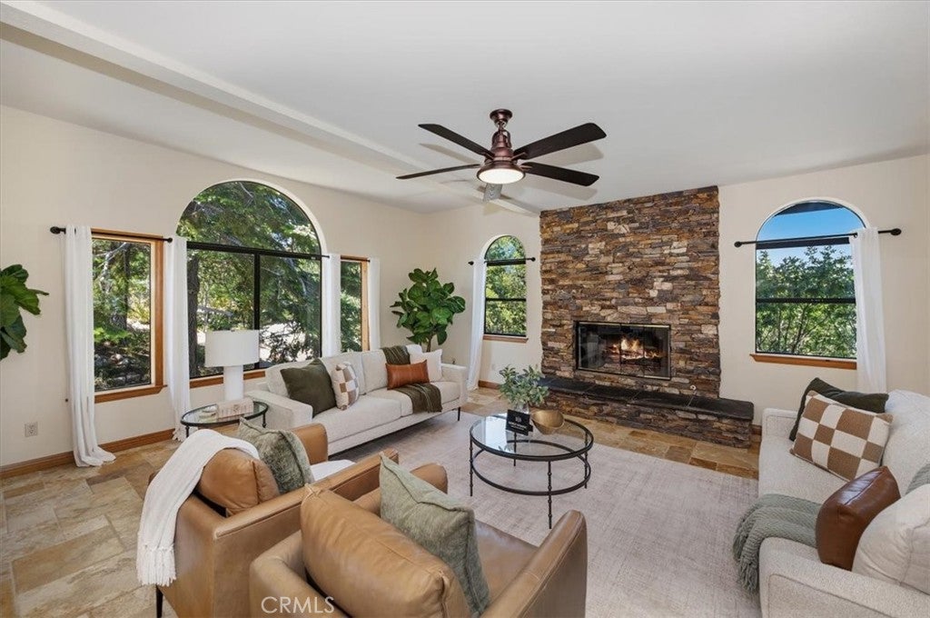 26077 Walnut Hills
