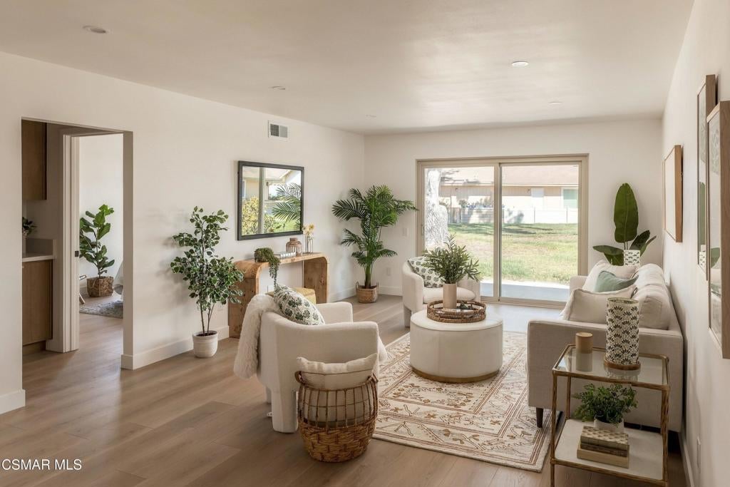 28206 Village 28