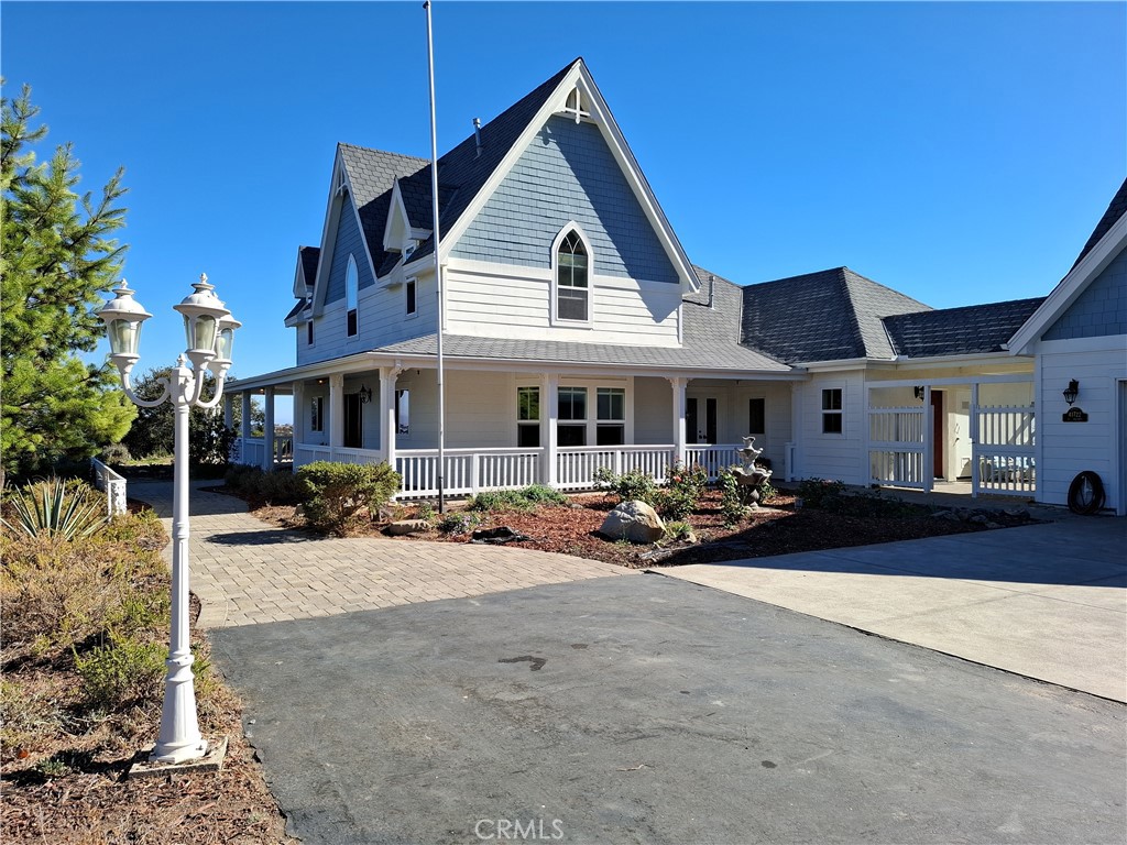 41722 Avenida De Encanto