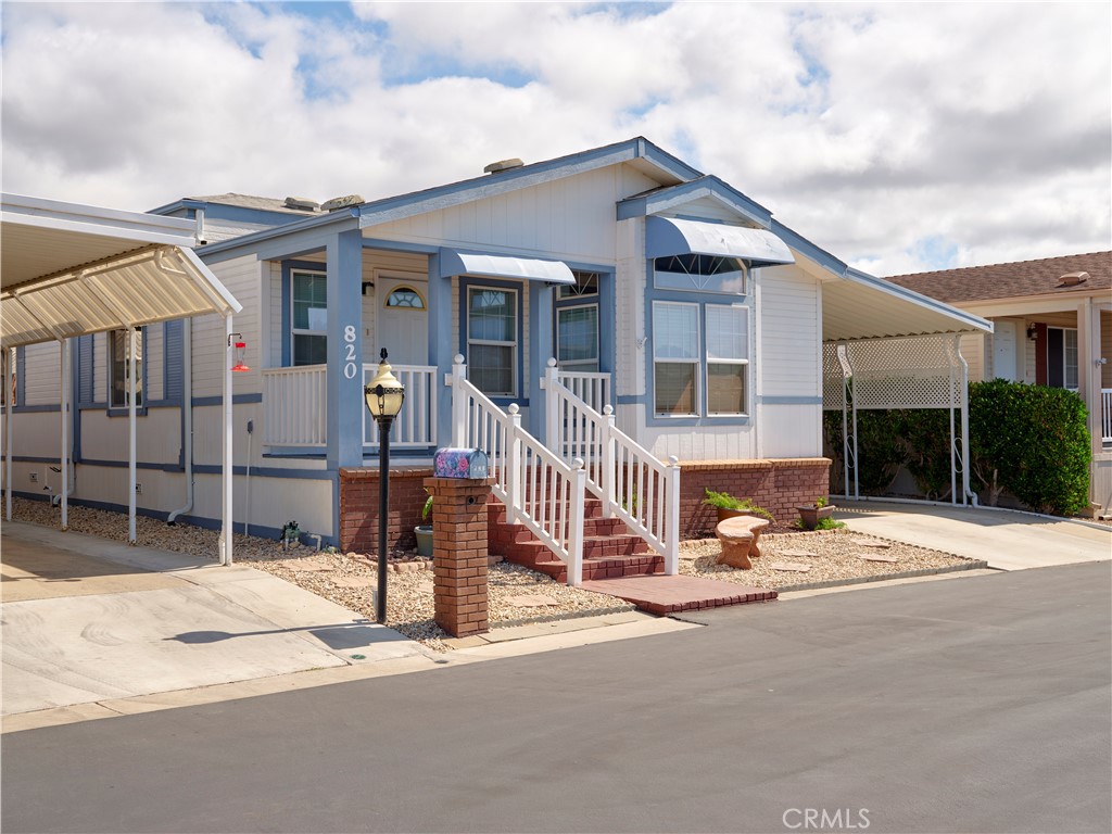 820 Farnsworth Drive 206