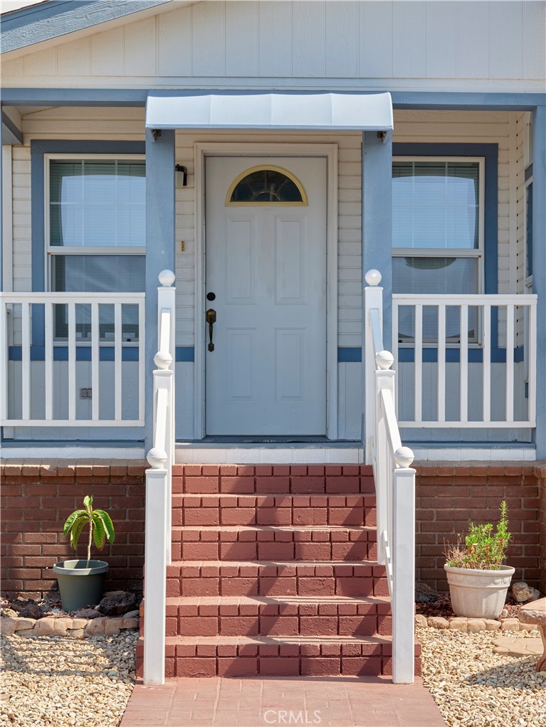 820 Farnsworth Drive 206