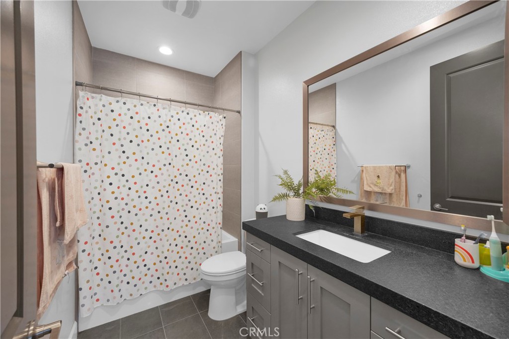 Canopy (ESCANO) - Residential Lease