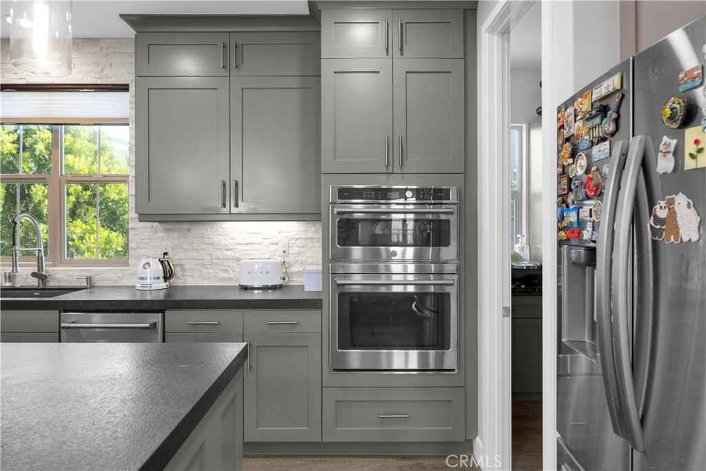 Canopy (ESCANO) - Residential Lease