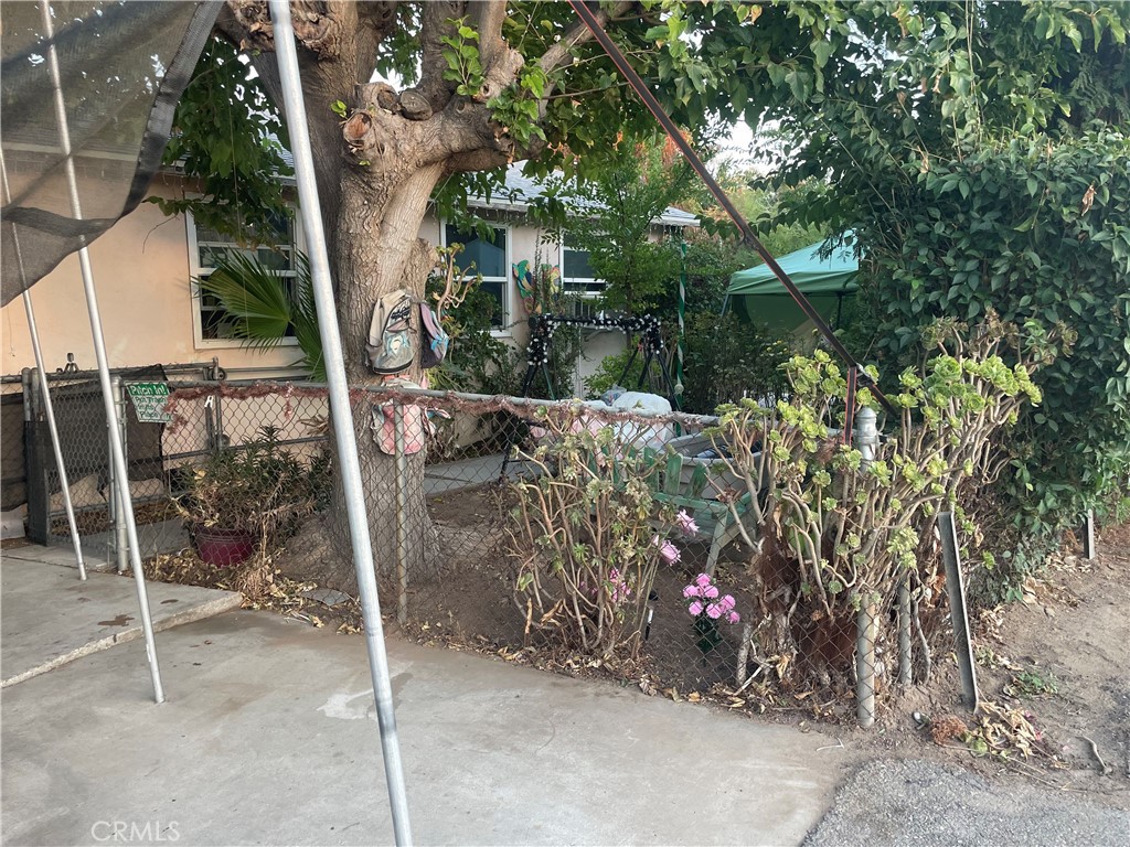 24285 Eucalyptus Avenue