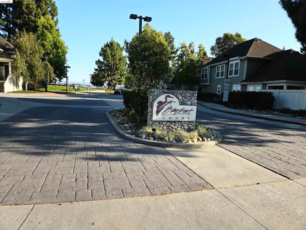 1107 Outrigger Lane Ln, Foster City CA 94404