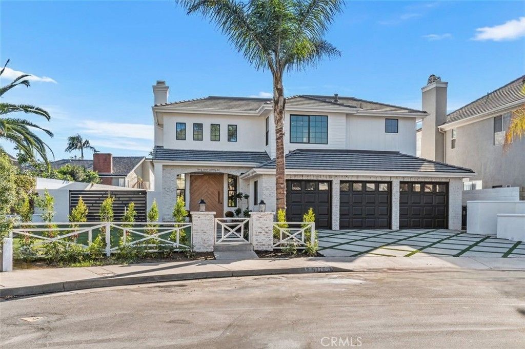 Photo of 6776 Findley Circle, Huntington Beach, CA 92648 (MLS # OC25199923)