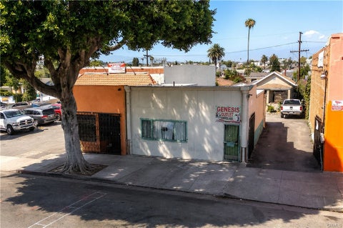 Photo of 2813 E Cesar Chavez Avenue, Los Angeles, CA 90033 (MLS # DW26114825)