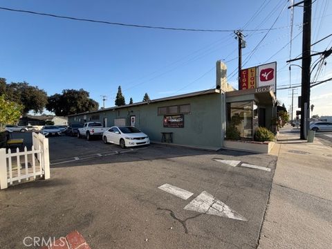 Photo of 1601 W Commonwealth Avenue, Fullerton, CA 92833 (MLS # PW26029627)