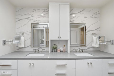Tiny photo for 249 Valley Vista Drive, Camarillo, CA 93010 (MLS # V1-39087)