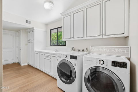 Tiny photo for 249 Valley Vista Drive, Camarillo, CA 93010 (MLS # V1-39087)