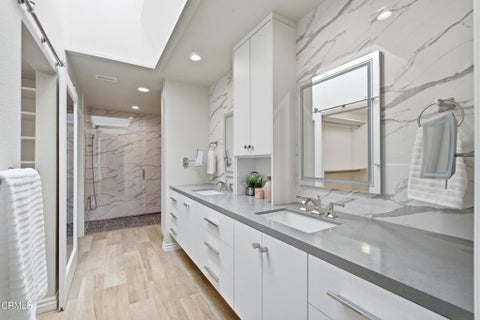 Tiny photo for 249 Valley Vista Drive, Camarillo, CA 93010 (MLS # V1-39087)