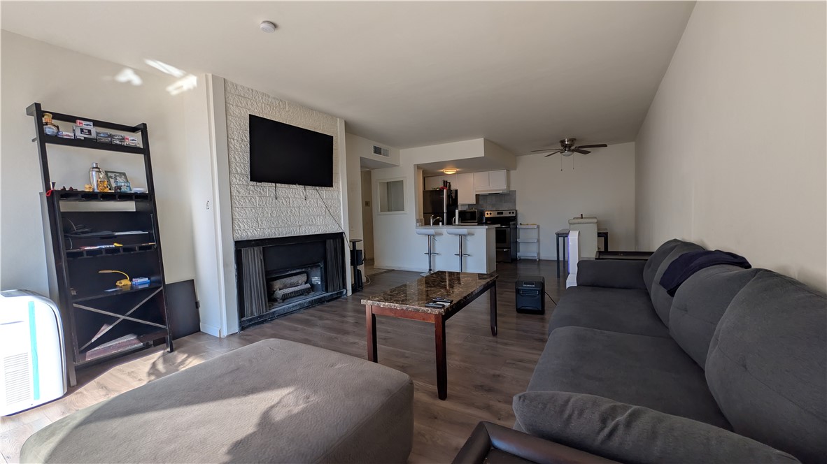 421 S La Fayette Park 720