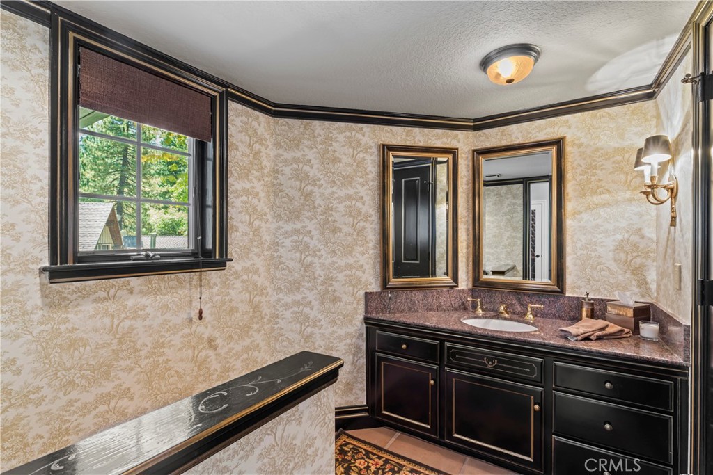 Arrowhead Woods (AWHW) - Residential