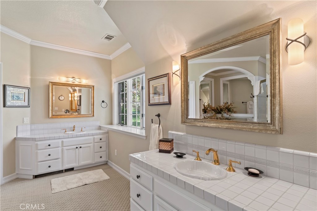 Arrowhead Woods (AWHW) - Residential