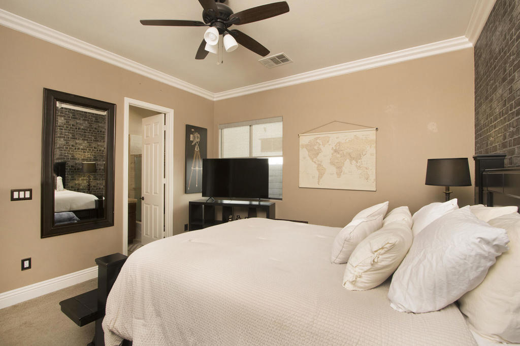 Santa Rosa Trail - Residential Lease