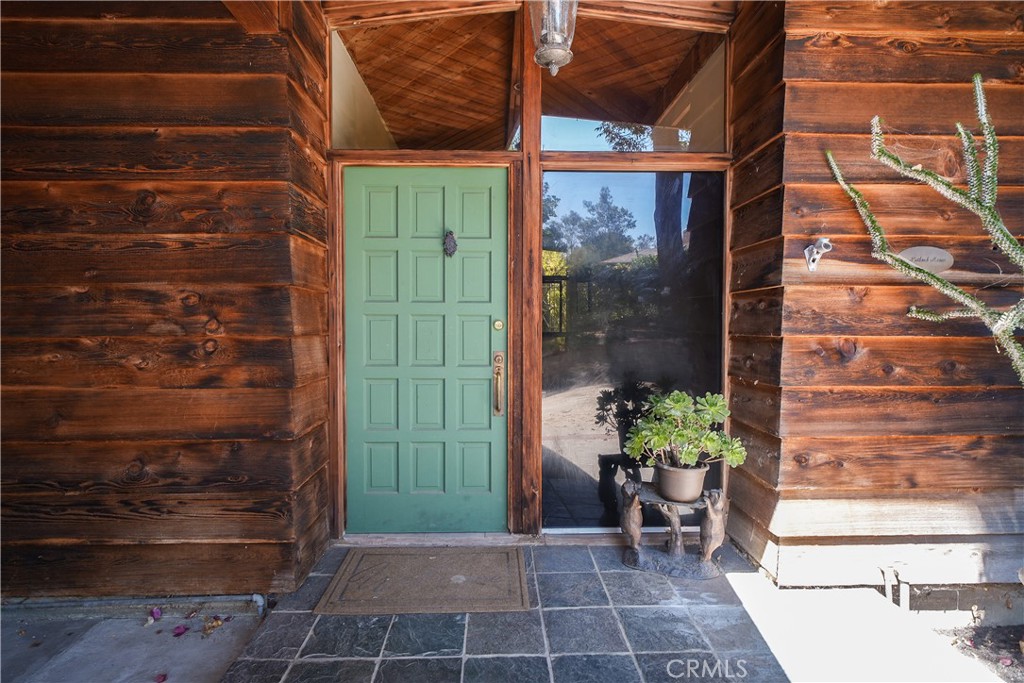9640 La Canada Way