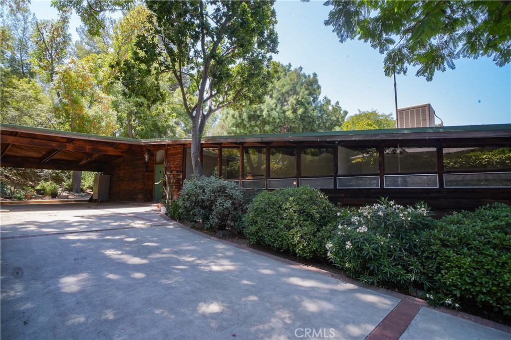 9640 La Canada Way