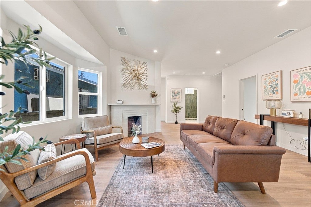 3230 Huron Street