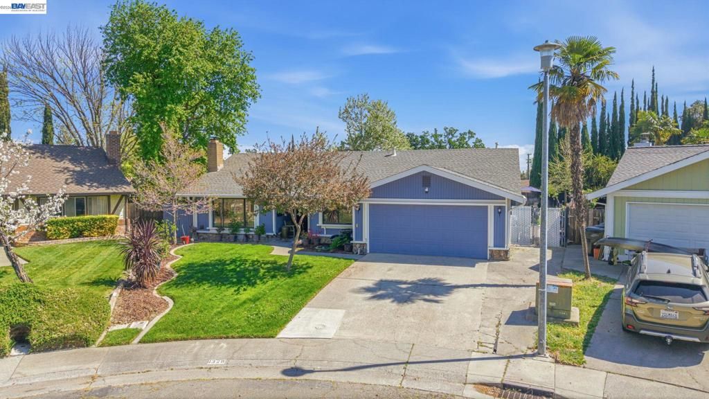 Photo of 6328 Merton Way, Sacramento, CA 95842 (MLS # 41127494)