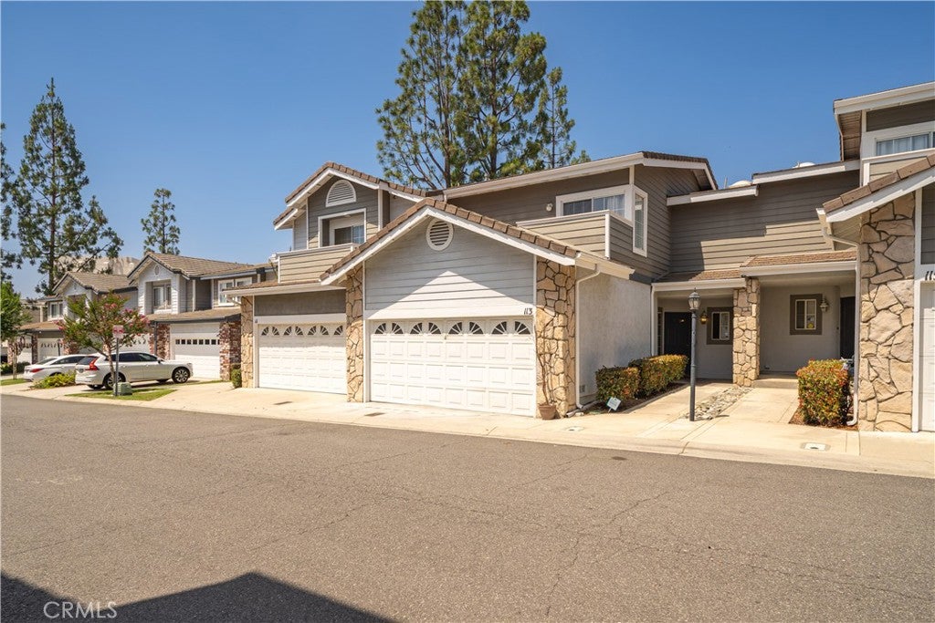 113 Autumn Oaks Lane