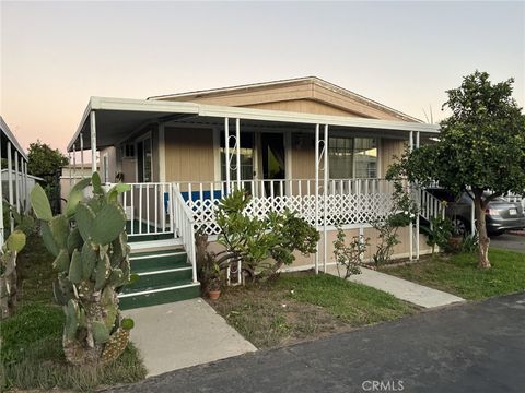 Photo of 16707 Garfield Avenue #1806, Paramount, CA 90723 (MLS # PW25238149)