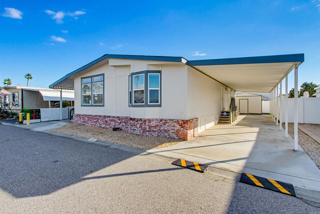 200 N El Camino Real 43