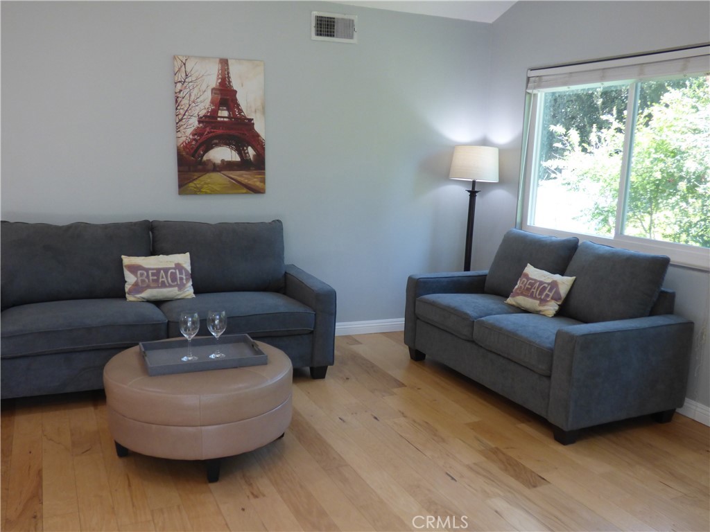 Lake Lindero (856) - Residential Lease
