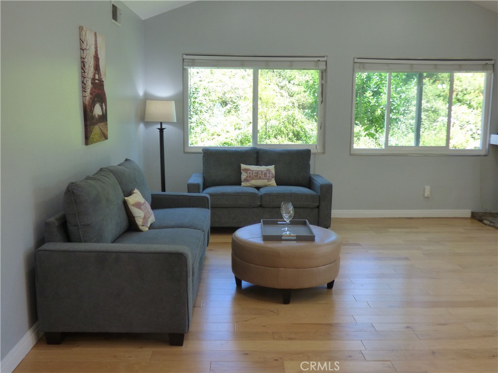 Lake Lindero (856) - Residential Lease