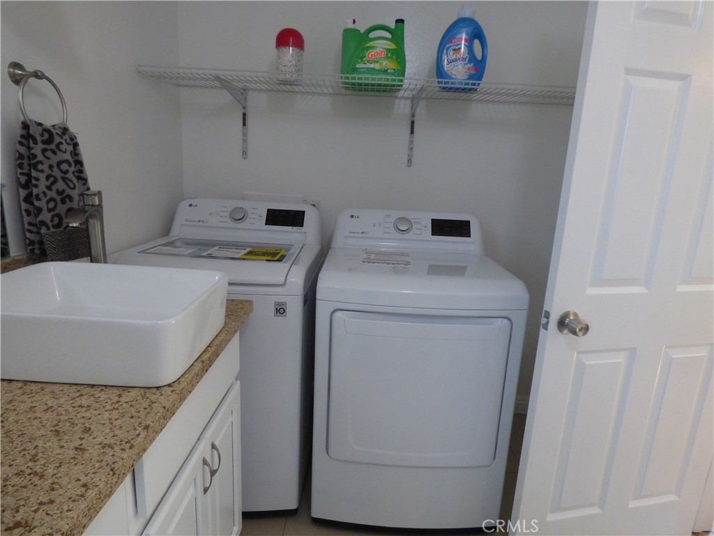 Lake Lindero (856) - Residential Lease