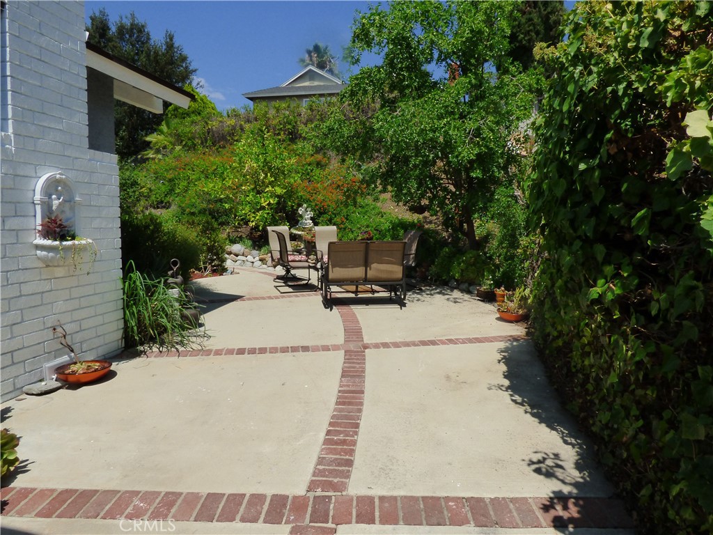 Lake Lindero (856) - Residential Lease