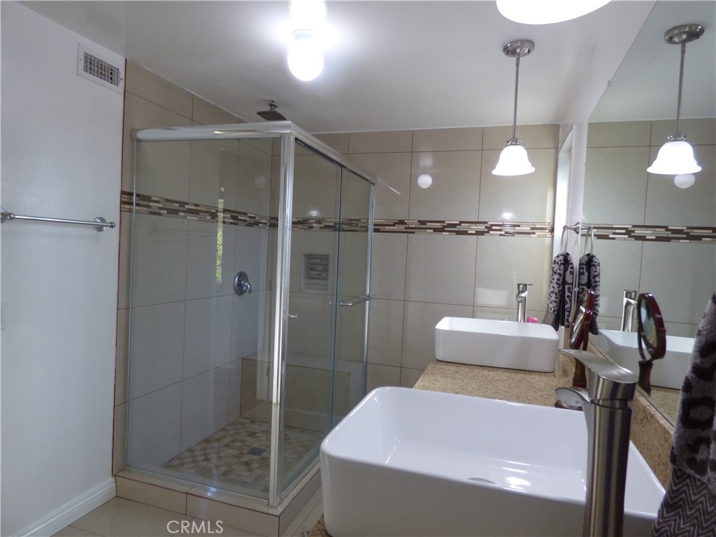 Lake Lindero (856) - Residential Lease