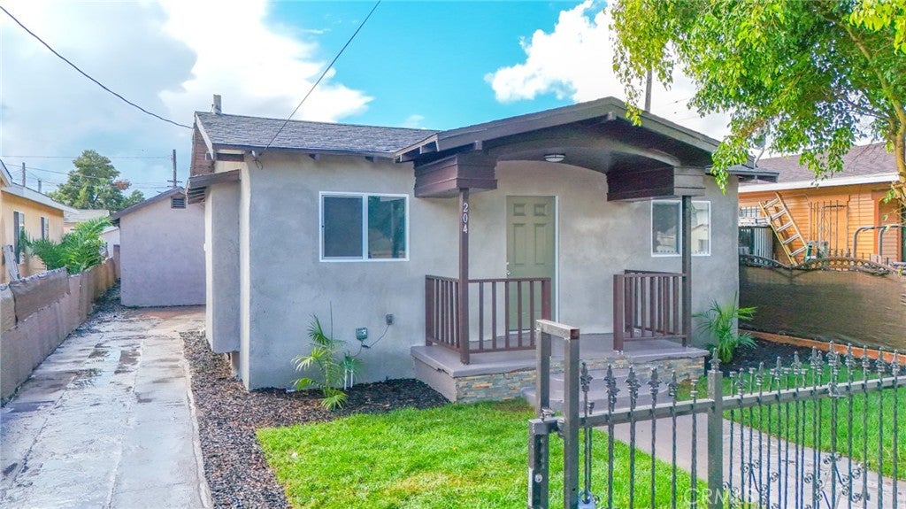 204 E 51st