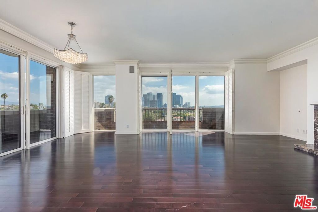 Photo of 10550 Wilshire Boulevard #804, Los Angeles, CA 90024 (MLS # 25593817)