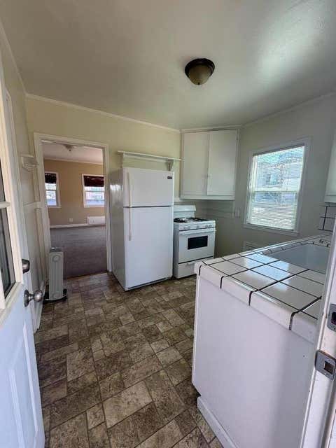 Photo of 268 Lorton Avenue #6, Burlingame, CA 94010 (MLS # ML82058439)