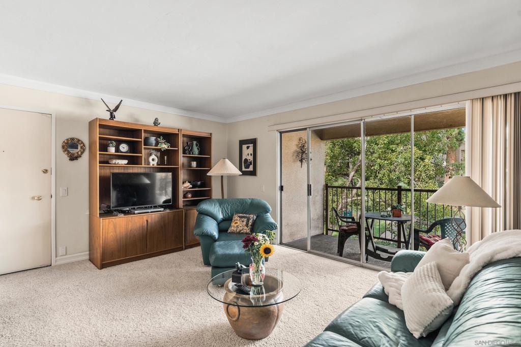 5700 Baltimore Dr DR 107, La Mesa CA 91942