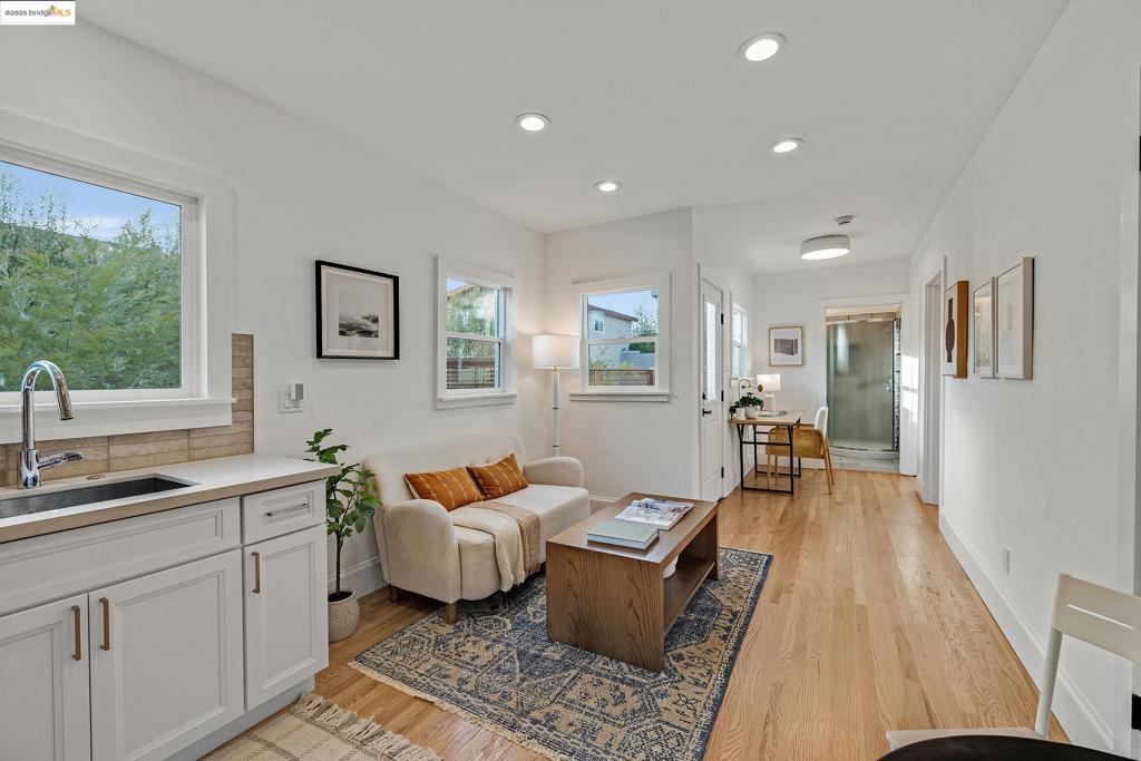 BERKELEY BOWL - Residential