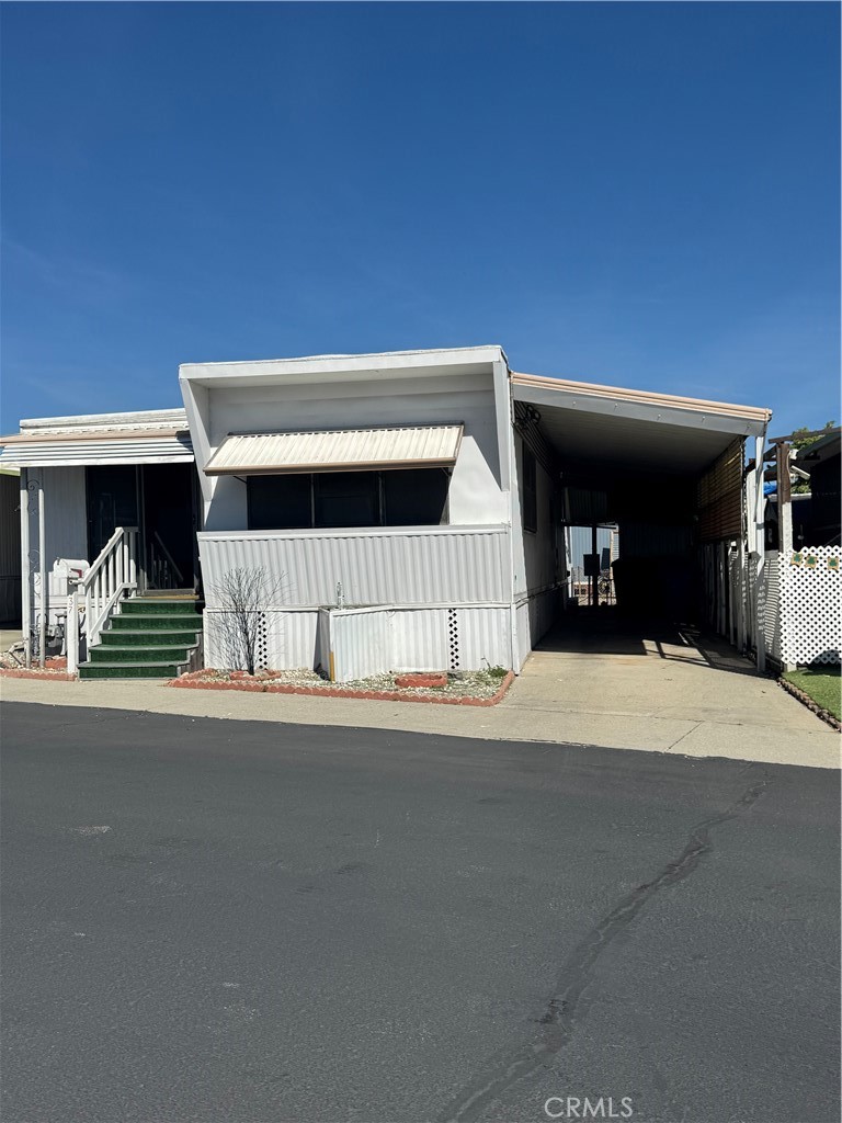 5580 Moreno Street 37