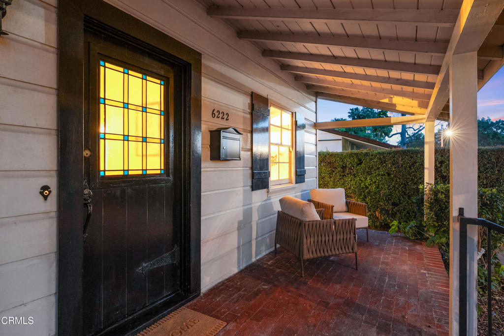 6222 N Willard Avenue