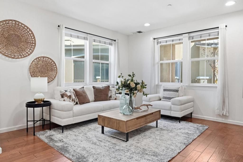 Photo of 2152 Sheffield Drive, San Jose, CA 95131 (MLS # ML82036715)