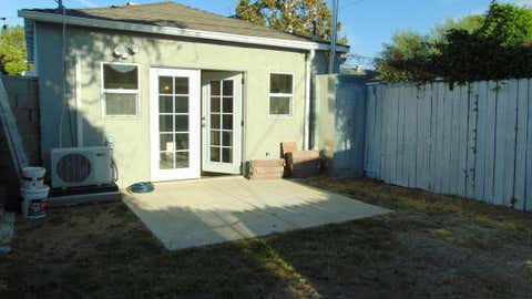 Photo of 6642 Forbes Avenue, Los Angeles, CA 91406 (MLS # 219151888DA)