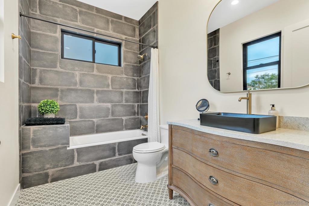 Point Loma - Residential