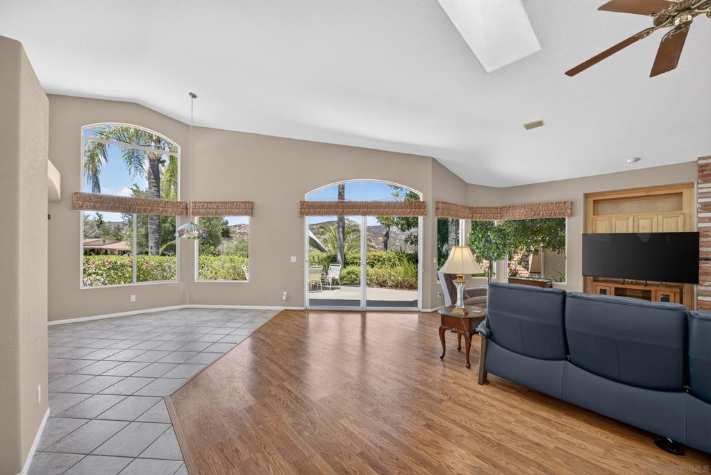 15546 Calistoga Dr.