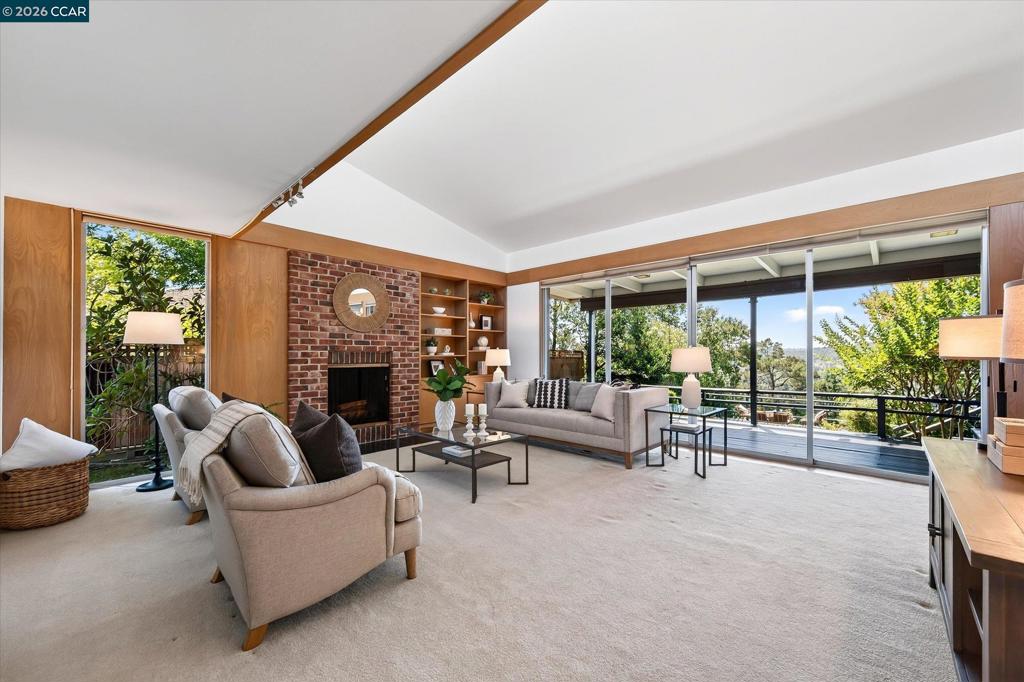20 Donald Dr