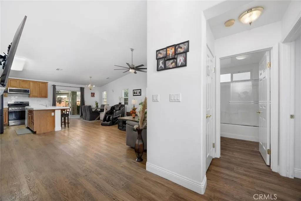 Bakersfield, California 93311, United States, 3 Bedrooms Bedrooms, ,2 BathroomsBathrooms,Residential,Active,204044