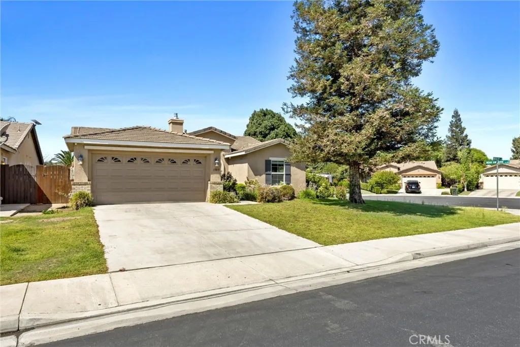 Bakersfield, California 93311, United States, 3 Bedrooms Bedrooms, ,2 BathroomsBathrooms,Residential,Active,204044